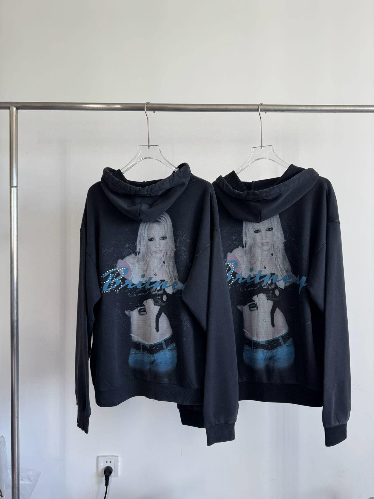 Balenciaga Music Britney Spears Series Oversized Zip-Up Hoodie Faded Black/Blue vista 5