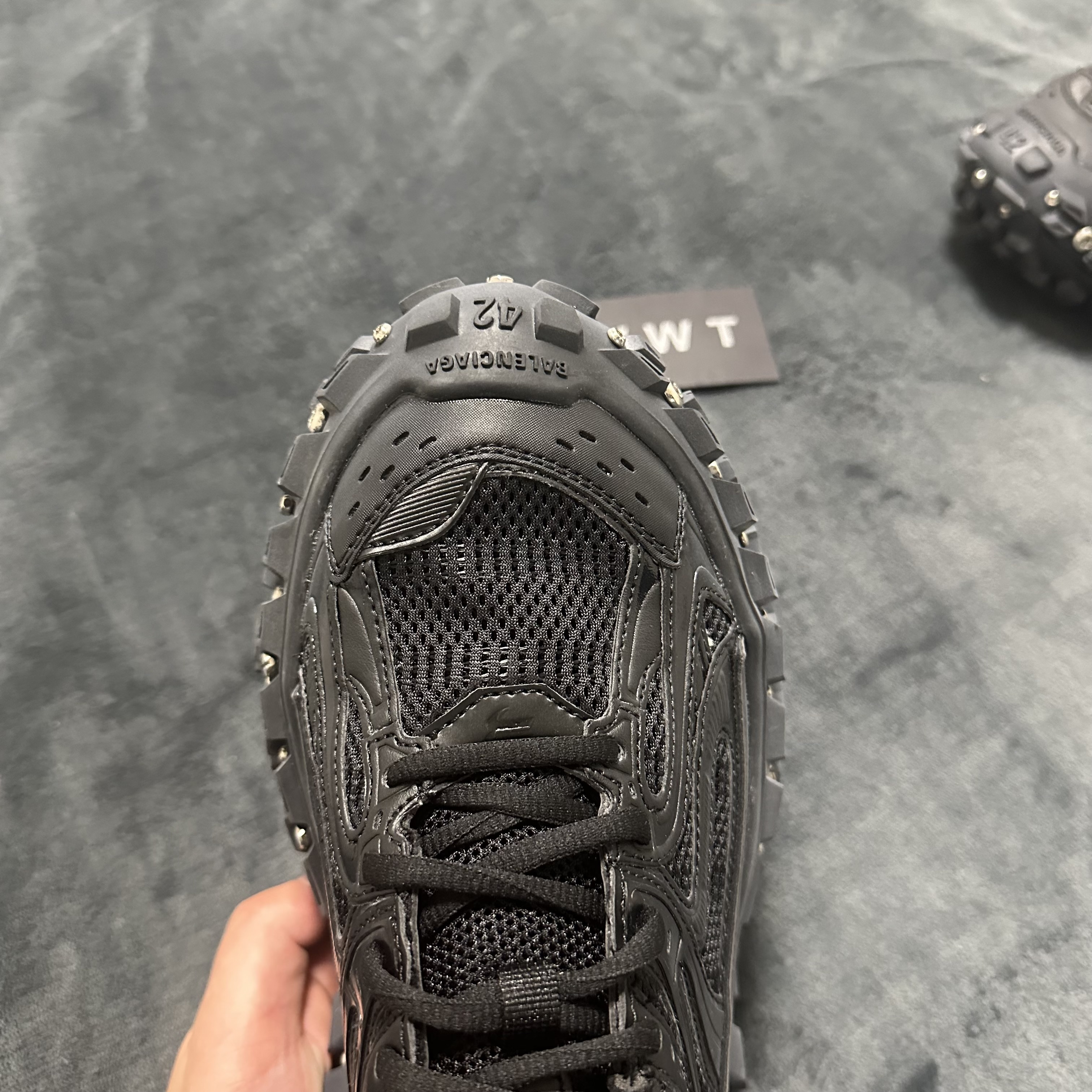 Balenciaga Defender Black vista 7