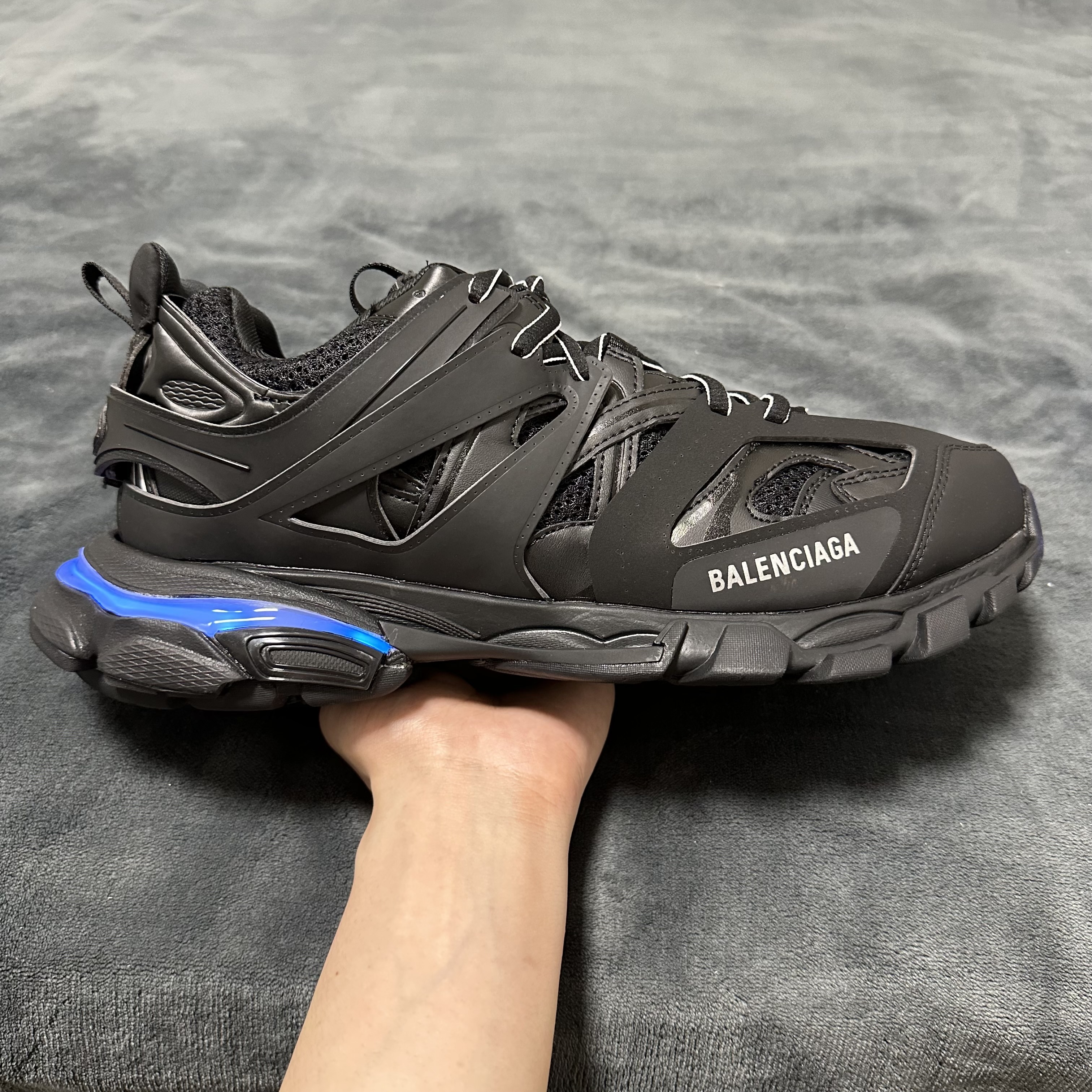 Balenciaga Track Led Black vista 3