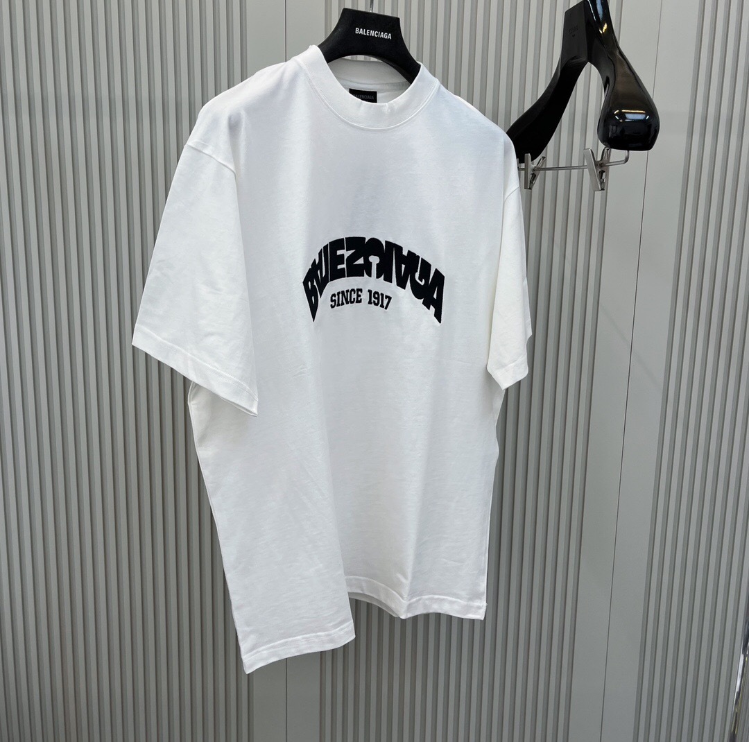 Balenciaga Back Flip Oversized Tee White Hombre vista 3