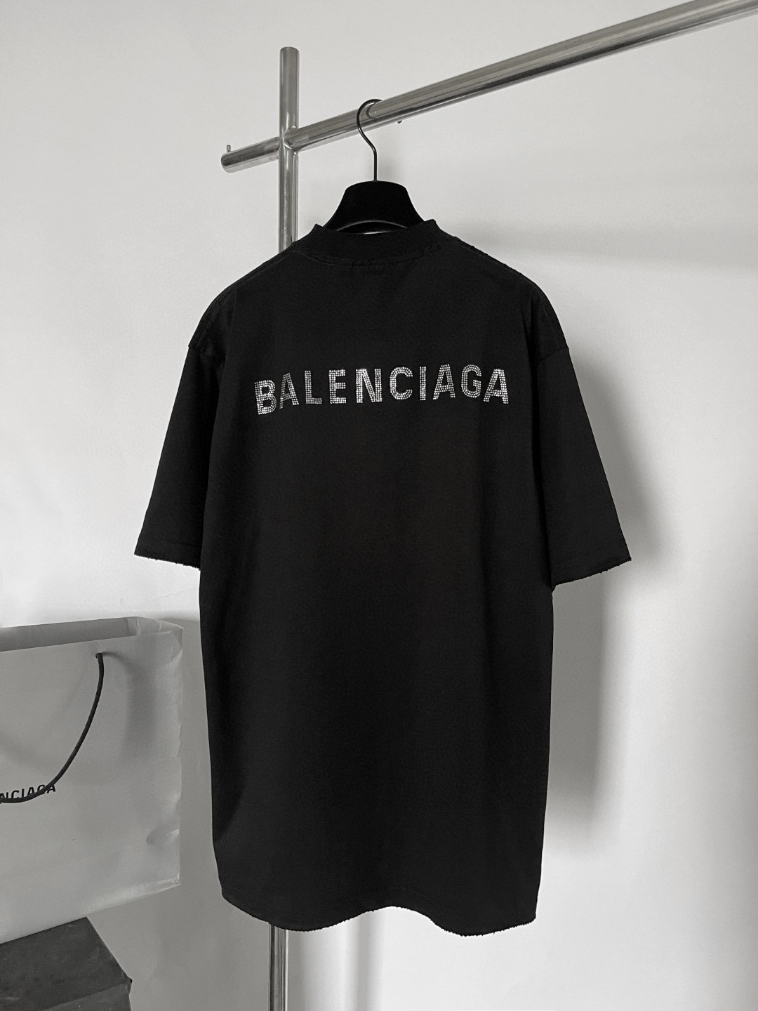 Balenciaga Crystal Logo T-shirt Black vista 5