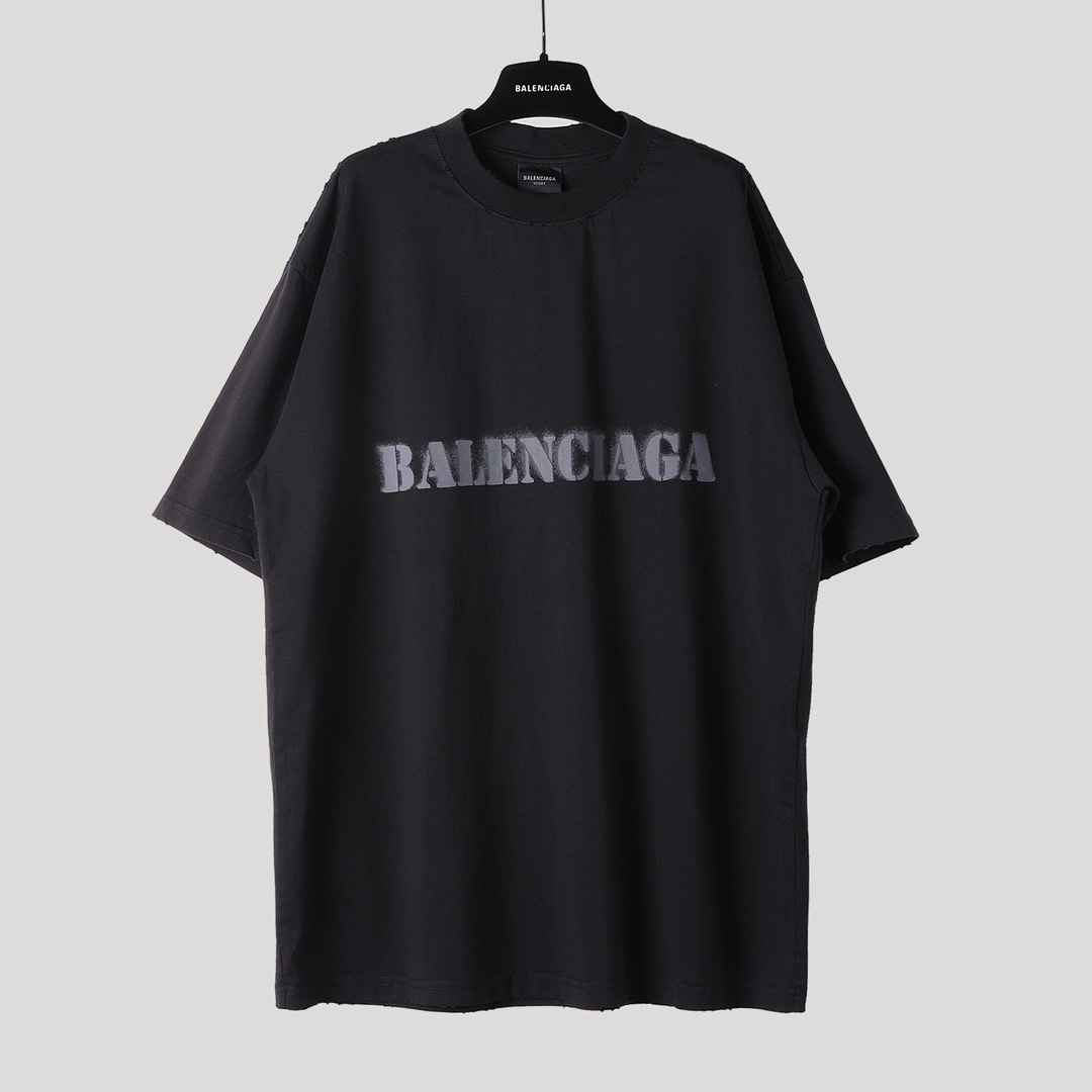 Balenciaga Stencil-Type Logo Medium Fit T-Shirt Black vista 2