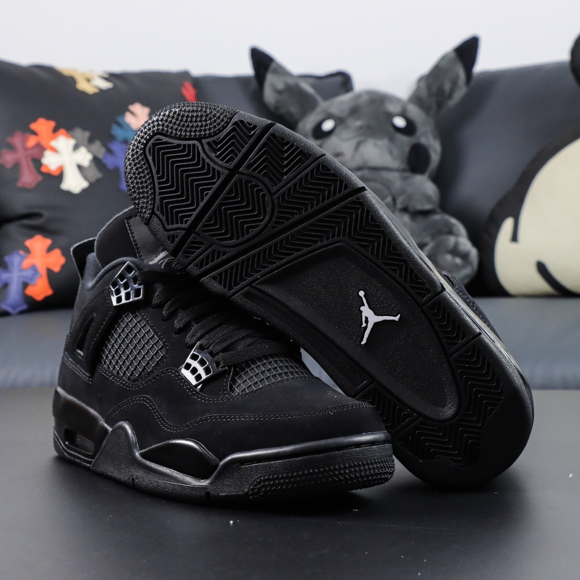 Jordan 4 Retro Black Cat 2020 vista 4