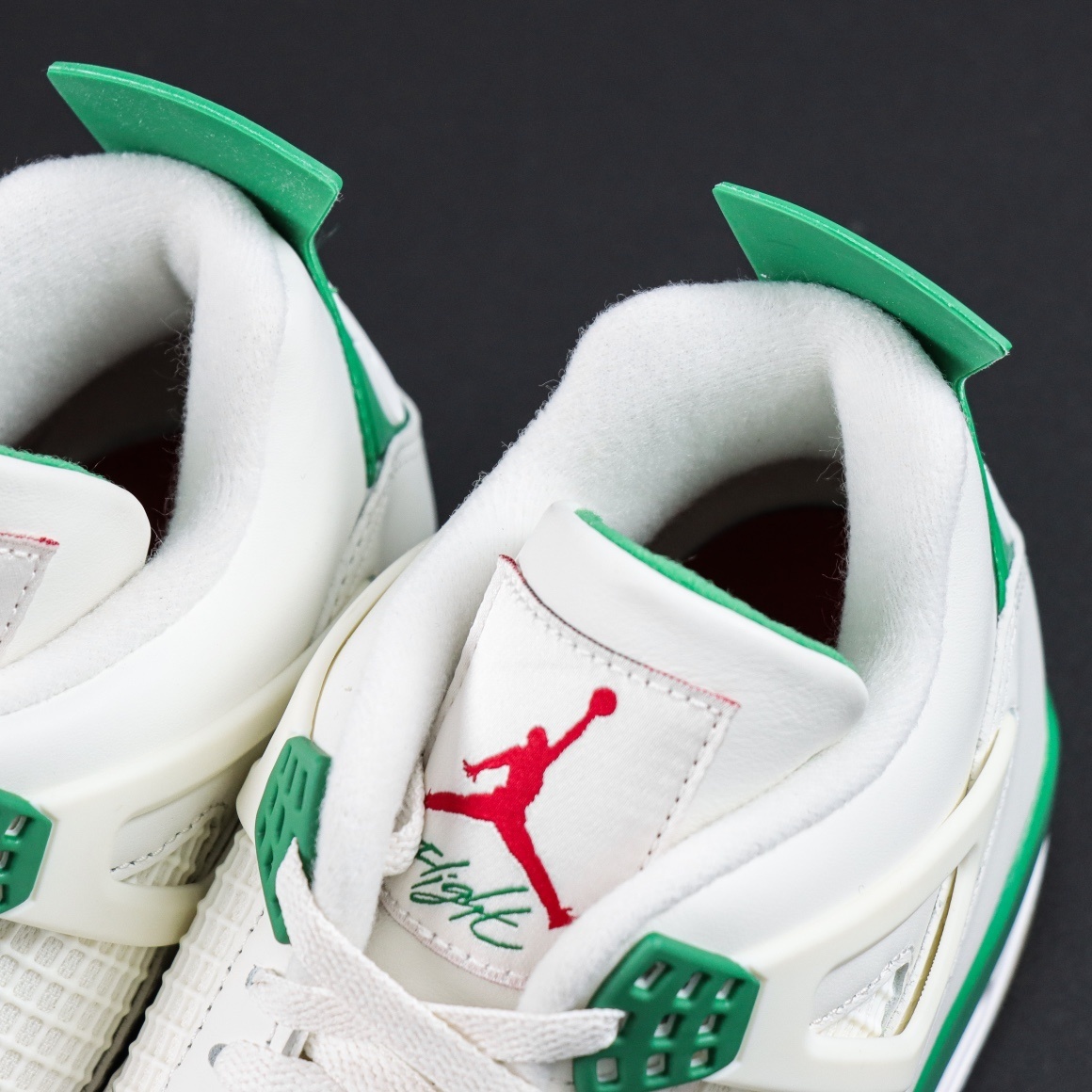 Jordan 4 Pine Green vista 6