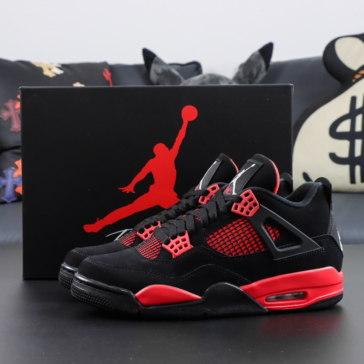 Air Jordan 4 Retro Thunder Red vista 4