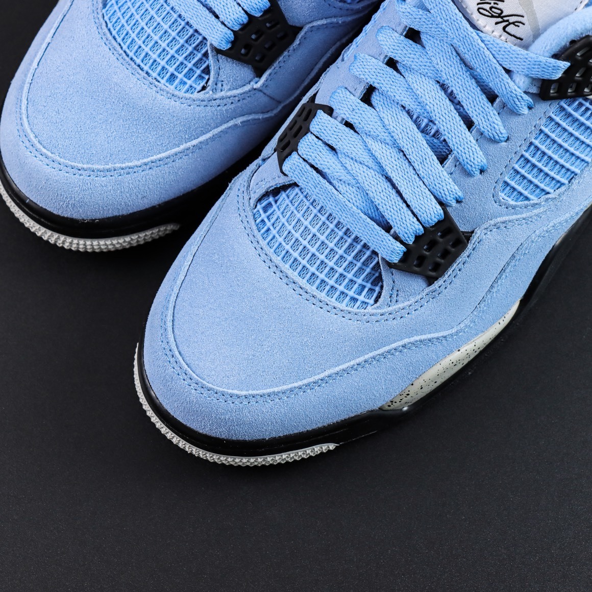 Air Jordan 4 Retro University Blue vista 6