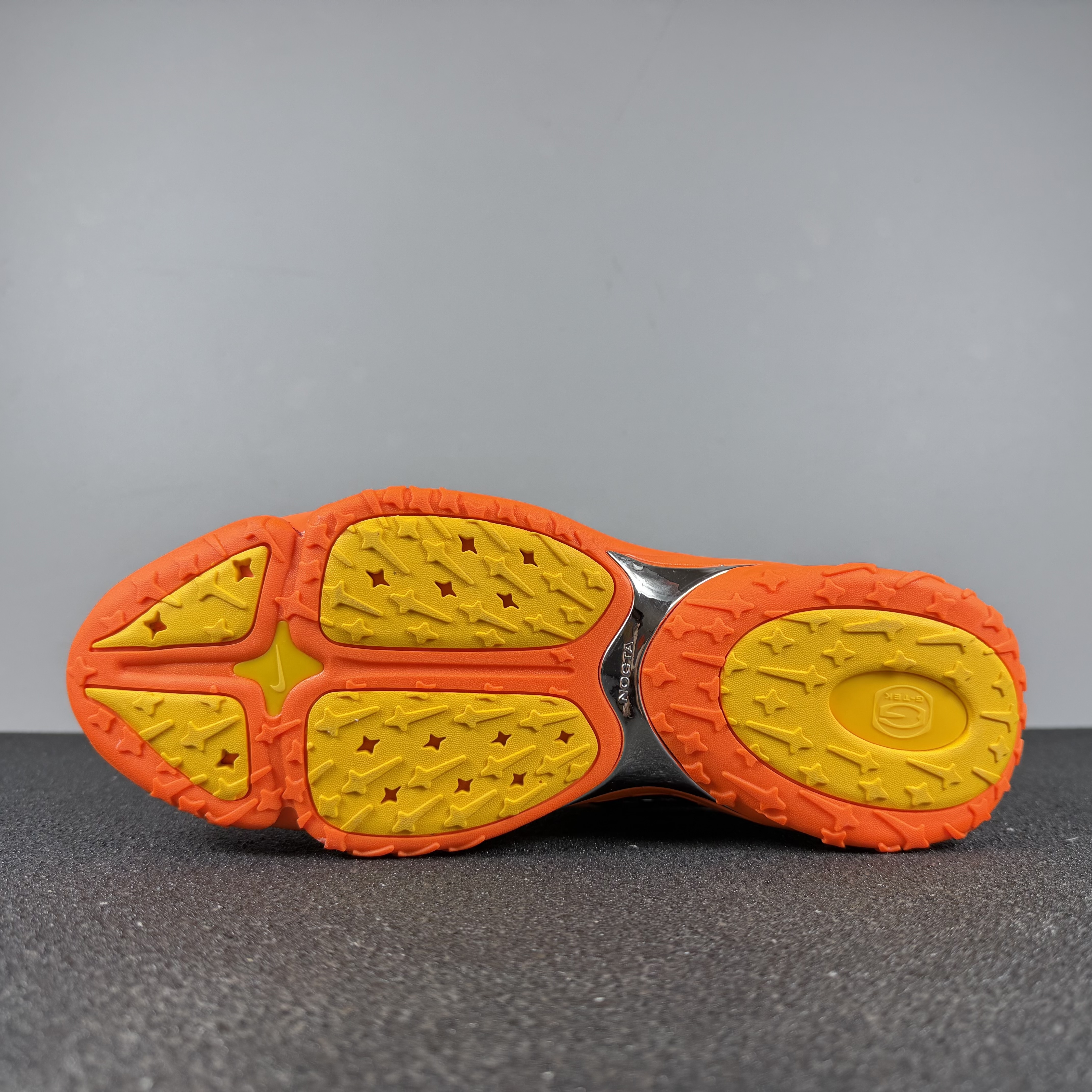 Nocta Hot Step 2 Orange vista 9