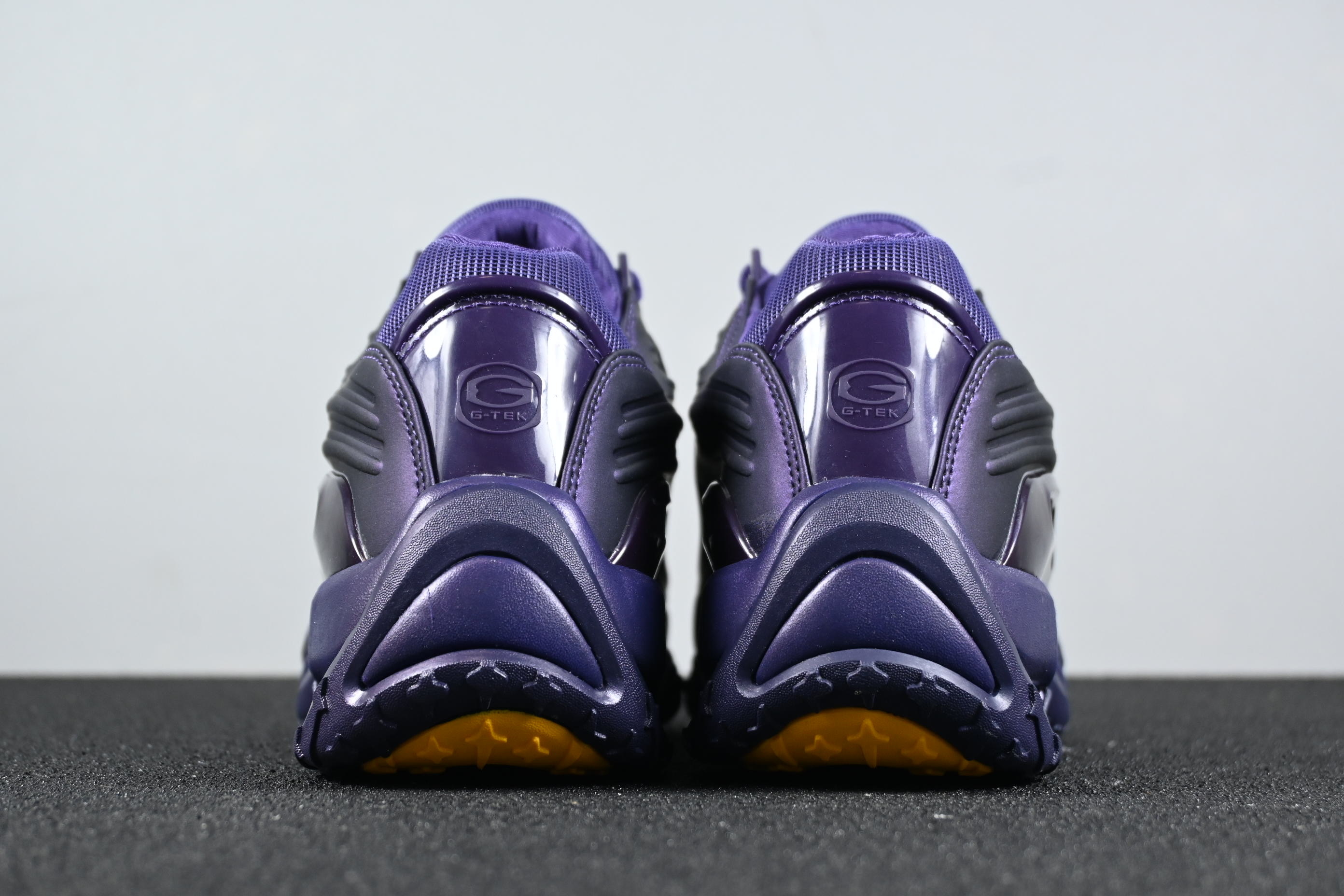 Nocta Hot Step 2 Purple vista 7