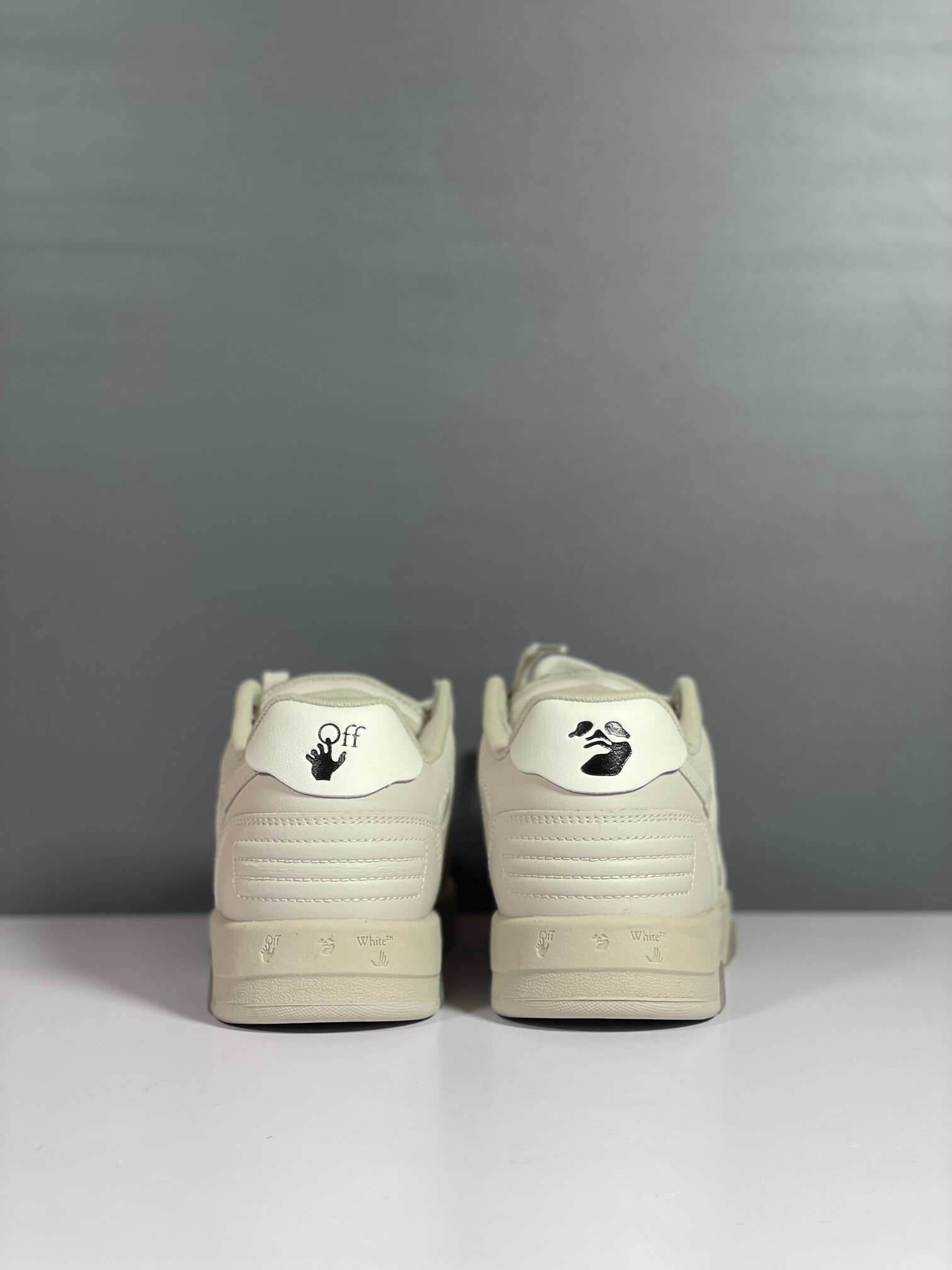 Off-White Out of Office Beige White vista 7