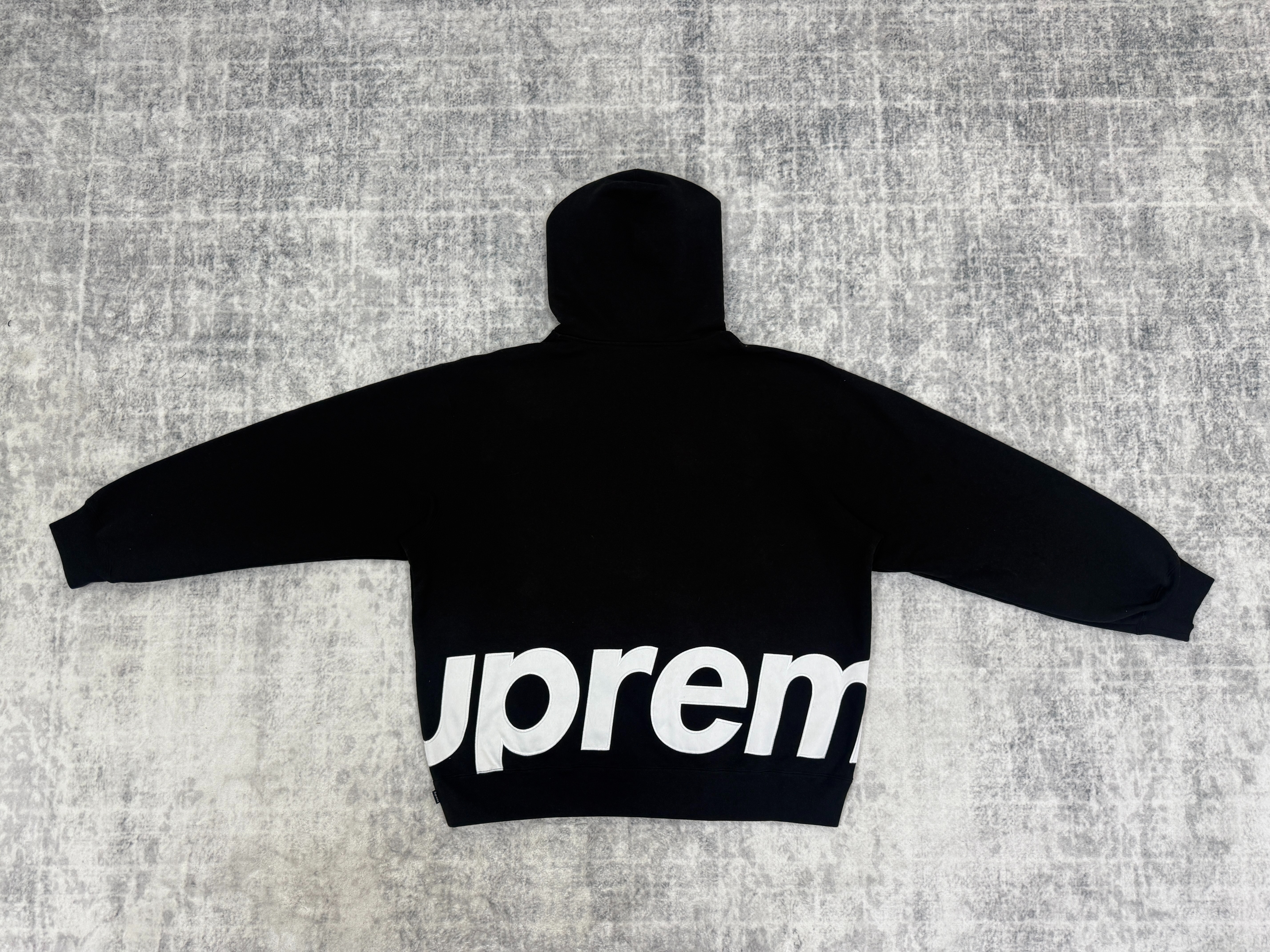Supreme Big Logo Zip Up Black vista 3