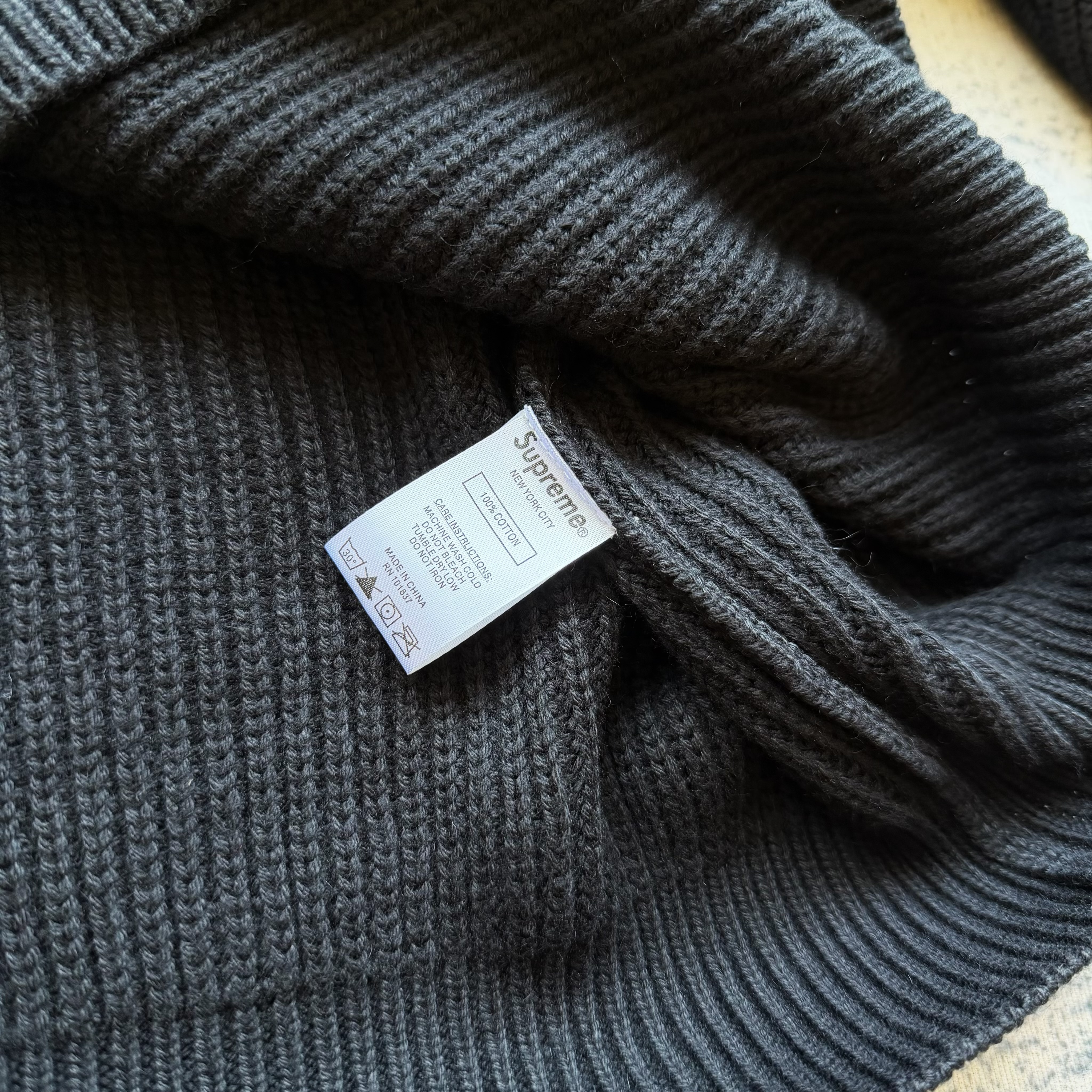 Supreme Comme des Garcons Sweater Black vista 6