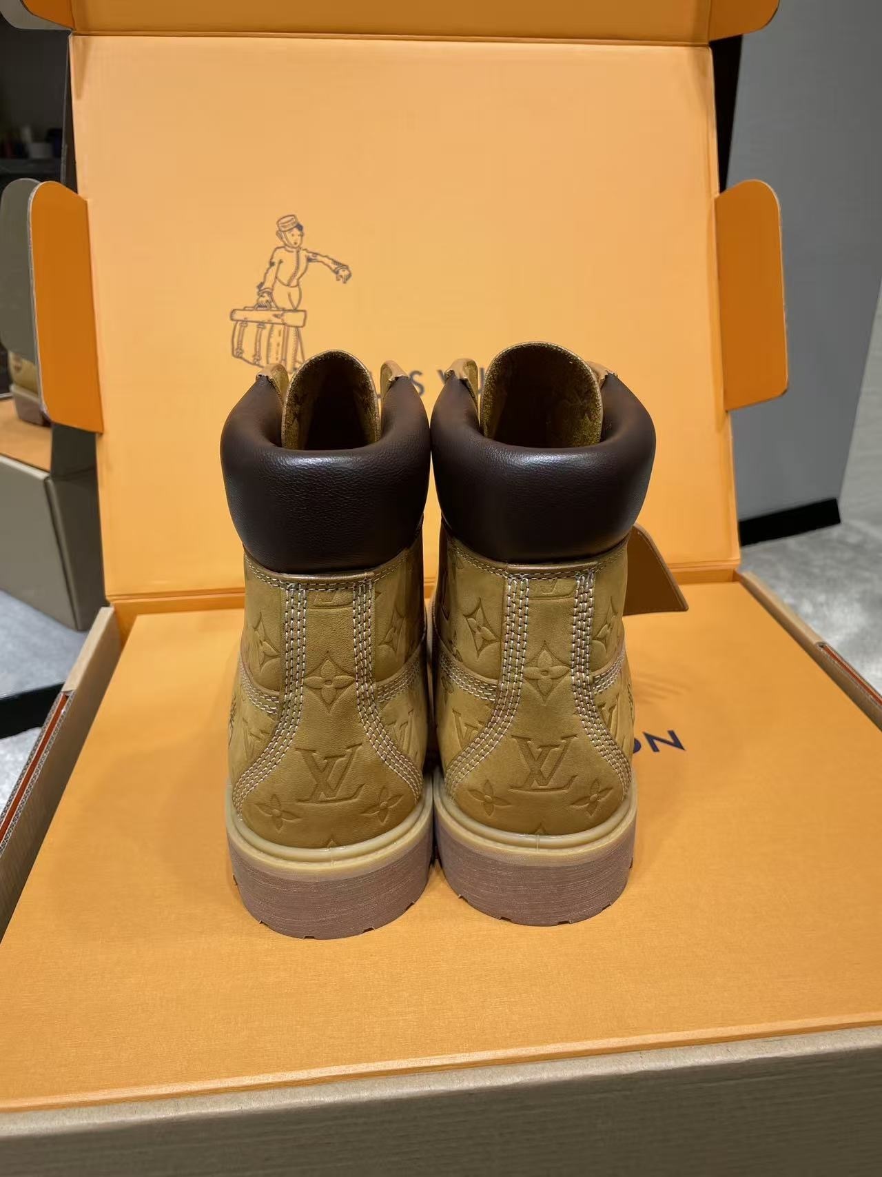 Louis Vuitton Timberland 6" vista 4